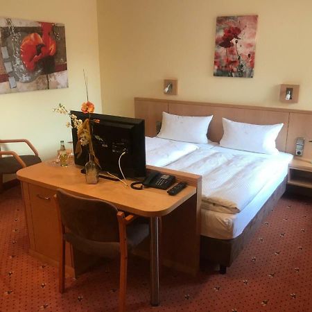 Landhotel Heiner Meyer Wahrenholz Ngoại thất bức ảnh