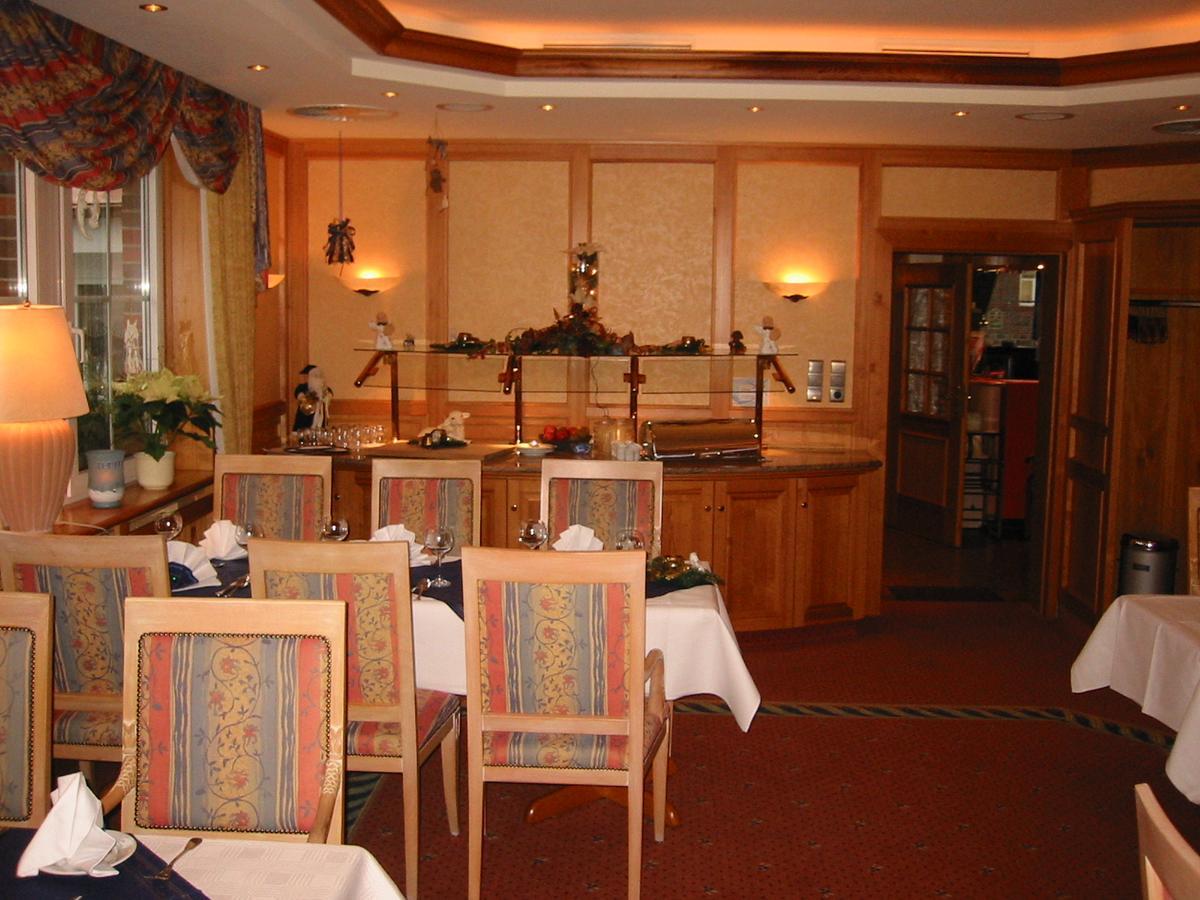 Landhotel Heiner Meyer Wahrenholz Ngoại thất bức ảnh